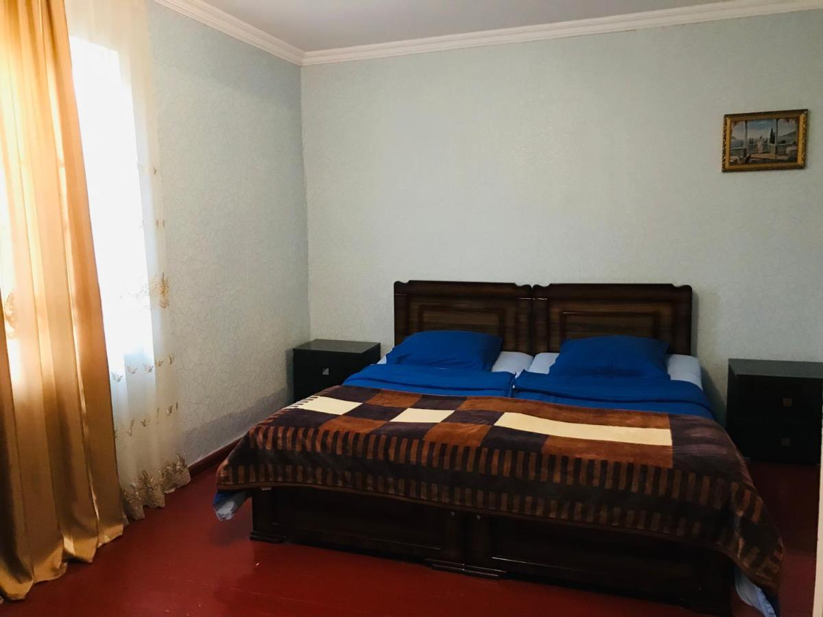 Butichi Guest House Chiatura Екстериор снимка