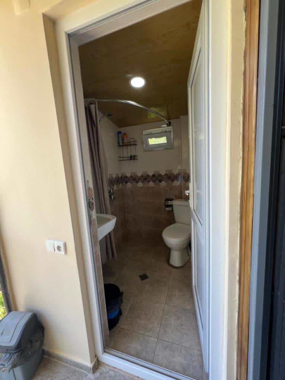 Butichi Guest House Chiatura Екстериор снимка