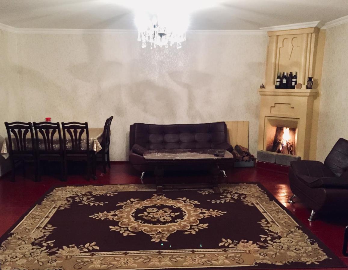 Butichi Guest House Chiatura Екстериор снимка
